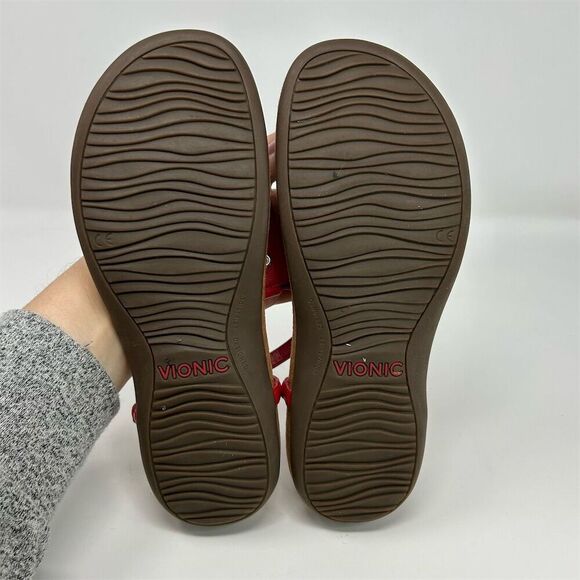 Vionic Red T-Strap Slingback Sandals Metallic Textured 3D Accents Size 7 - Picture 8 of 10